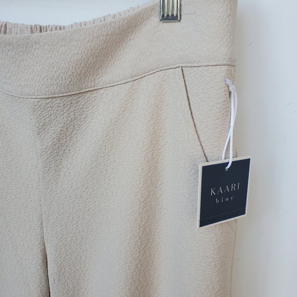 KAARi Wide Leg Pull On Cropped Pant NWT - Size M - Picture 9 of 10